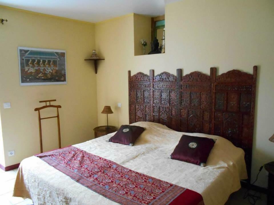 Chambres d'hôtes le Peyroux Montcel  Extérieur photo